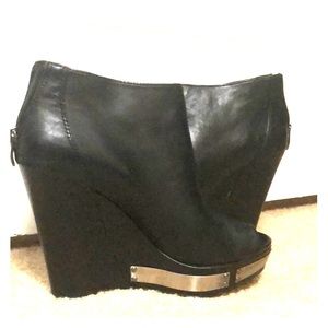 Black, Vince Camuto Wedge